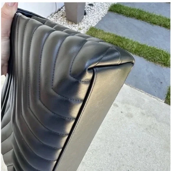 YSL Saint Lauren Loulou Medium Quilted Chevron Bag Black/Gold - Picture 14 of 17